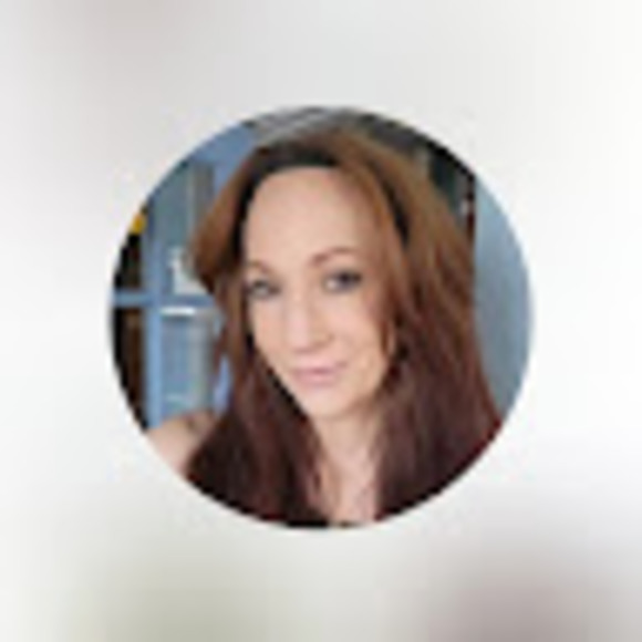Meet the Posher Other - Meet your Posher, Deanna